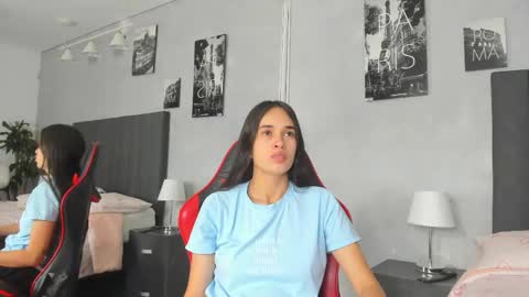 Snapshot of alice__susan chatting on 17, 4, 2026 Alice Susan online show from 17, 4, 2026