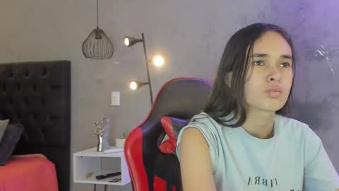 Snapshot of alice__susan chatting on 20, 4, 2026 Alice Susan online show from 20, 4, 2026