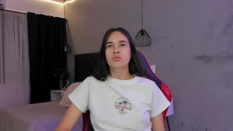 Snapshot of alice__susan chatting on 18, 5, 2026 Alice Susan online show from 18, 5, 2026