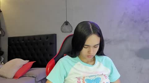 Snapshot of alice__susan chatting on 19, 5, 2026 Alice Susan online show from 19, 5, 2026