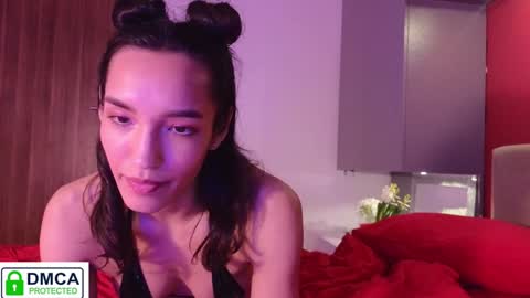 A R Y A  T I A online show from 31, 1, 2025