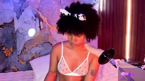 Snapshot of alice_cute77 chatting on 26, 9, 2025 Mey online show from 26, 9, 2025