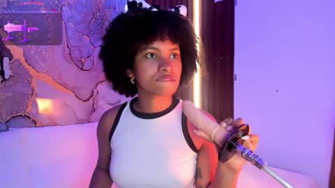 Snapshot of alice_cute77 chatting on 4, 10, 2025 Mey online show from 4, 10, 2025