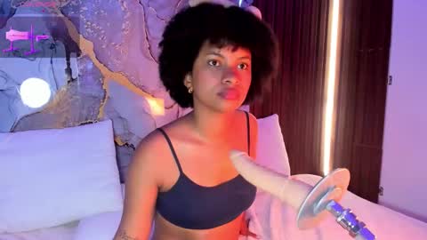 Snapshot of alice_cute77 chatting on 9, 10, 2025 Mey online show from 9, 10, 2025