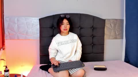  Alice Evans online show from 17, 1, 2025