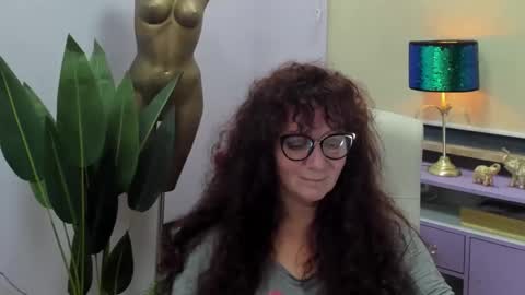 Snapshot of alice_extasy chatting on 22, 9, 2025 Alice online show from 22, 9, 2025