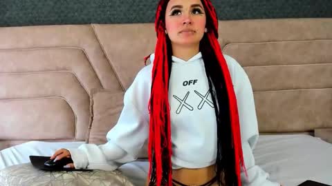 Snapshot of alice_foxred chatting on 19, 3, 2026 alice foxred online show from 19, 3, 2026