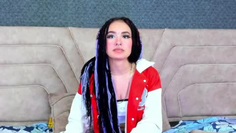 Snapshot of alice_foxred chatting on 2, 4, 2026 alice foxred online show from 2, 4, 2026