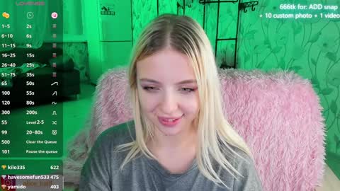 alice_halle online show from 9, 12, 2024