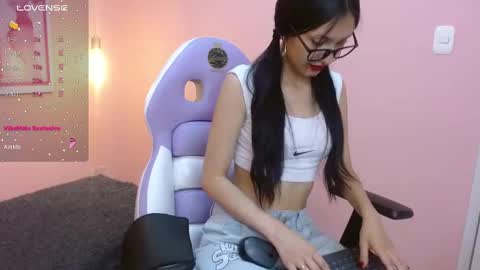 alice_in_hornyland_ online show from 27, 9, 2025