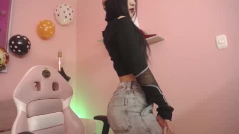 alice_in_hornyland_ online show from 18, 10, 2025