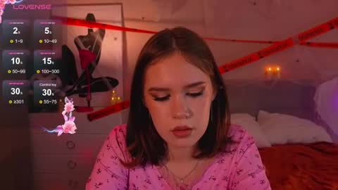 Snapshot of alice_miiiller chatting on 22, 10, 2025 Alice online show from 22, 10, 2025