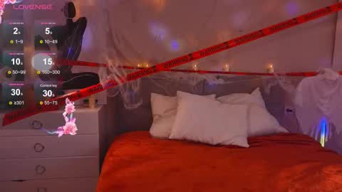 Snapshot of alice_miiiller chatting on 26, 10, 2025 Alice online show from 26, 10, 2025