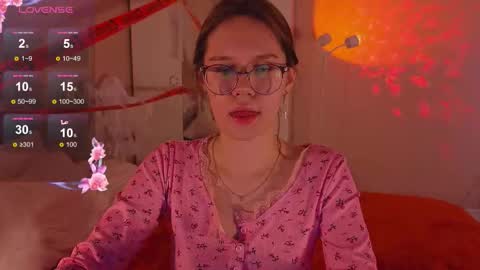 Snapshot of alice_miiiller chatting on 2, 11, 2025 Alice online show from 2, 11, 2025