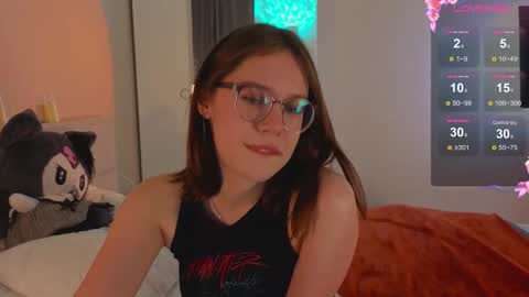 Snapshot of alice_miiiller chatting on 17, 11, 2025 Alice online show from 17, 11, 2025