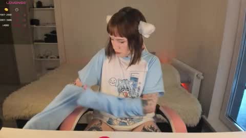  Alice  online show from 11, 10, 2025