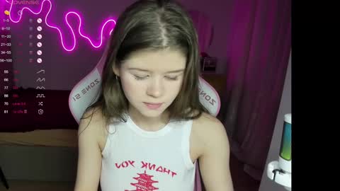 Snapshot of alice_tails chatting on 9, 3, 2025 Alice online show from 9, 3, 2025