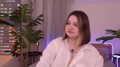Snapshot of alice_walters chatting on 4, 3, 2025 Alice  online show from 4, 3, 2025