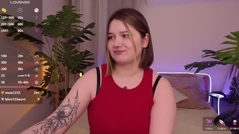 Snapshot of alice_walters chatting on 6, 3, 2025 Alice  online show from 6, 3, 2025