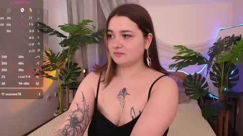 Snapshot of alice_walters chatting on 11, 9, 2025 Alice  online show from 11, 9, 2025