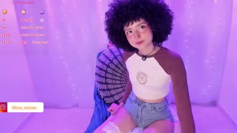 Snapshot of alice_wiinter chatting on 6, 3, 2025 Alice online show from 6, 3, 2025
