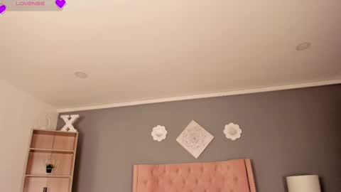 Snapshot of alicecullenn_ chatting on 5, 3, 2025 Alice Cullen online show from 5, 3, 2025