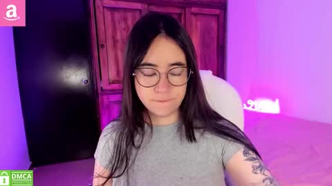 Snapshot of alicee_2 chatting on 12, 2, 2026 Aliceee .. 97YP9VWGZHrefnav wishlist lists 1 online show from 12, 2, 2026