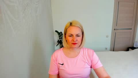 Snapshot of alicee__grace chatting on 23, 4, 2026 Alicee online show from 23, 4, 2026