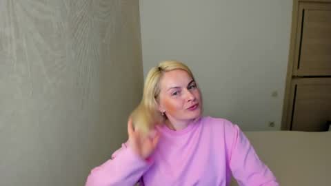 Snapshot of alicee__grace chatting on 25, 4, 2026 Alicee online show from 25, 4, 2026