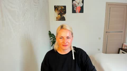 Snapshot of alicee__grace chatting on 27, 7, 2026 Alicee online show from 27, 7, 2026
