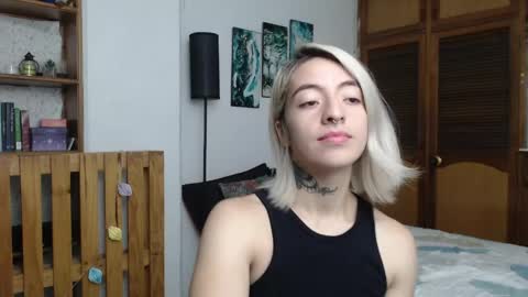 alicee_logan_ online show from 10, 5, 2026