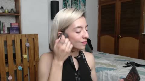 alicee_logan_ online show from 16, 5, 2026