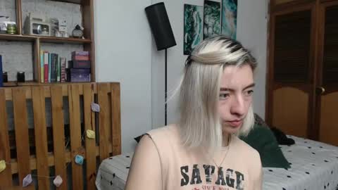 alicee_logan_ online show from 19, 5, 2026