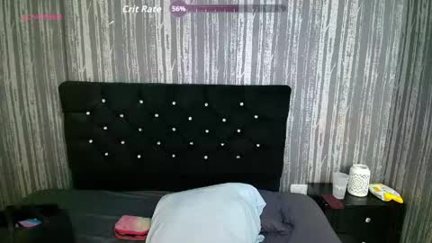 alicee_moonn online show from 30, 4, 2026