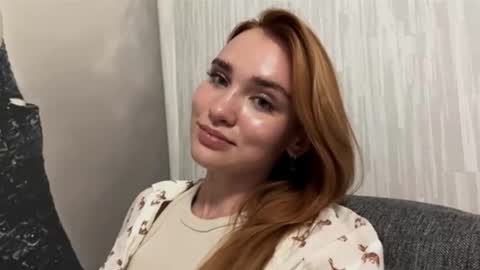 Snapshot of alicegreenday chatting on 18, 9, 2025 alicegreenday online show from 18, 9, 2025