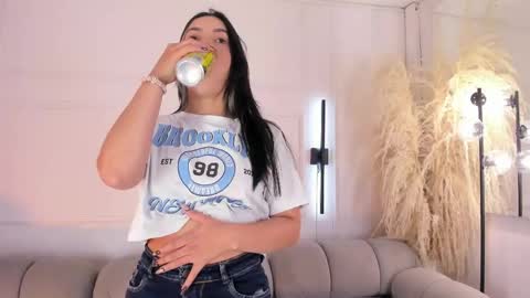 Snapshot of alicehanz_ chatting on 11, 4, 2026 Alice online show from 11, 4, 2026