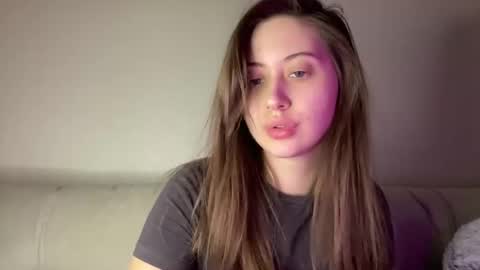 aliceinlustland online show from 10, 3, 2026