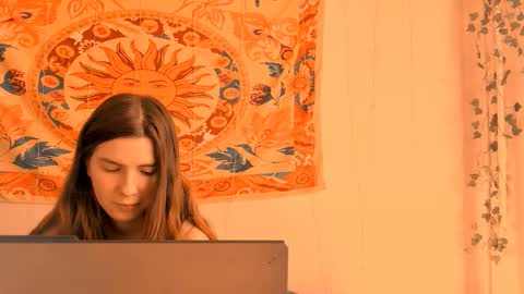 Snapshot of aliceinredsquare_ chatting on 25, 3, 2026 Alice online show from 25, 3, 2026