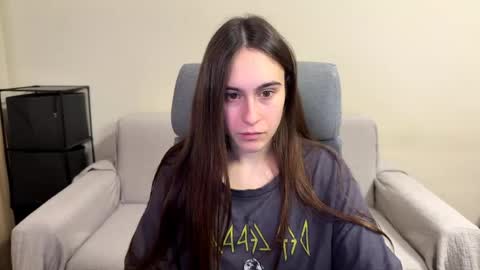 Snapshot of alicekollt chatting on 16, 4, 2026 alicekollt online show from 16, 4, 2026