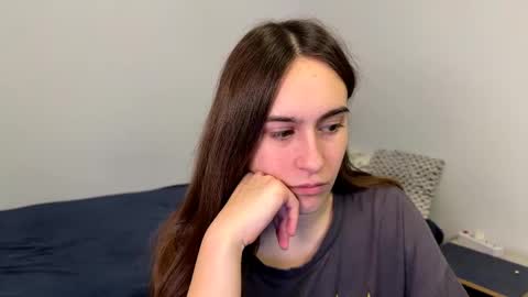 Snapshot of alicekollt chatting on 23, 4, 2026 alicekollt online show from 23, 4, 2026
