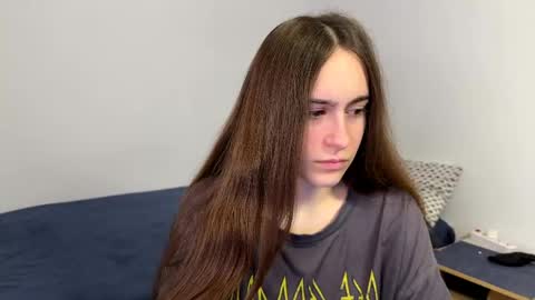 Snapshot of alicekollt chatting on 24, 4, 2026 alicekollt online show from 24, 4, 2026