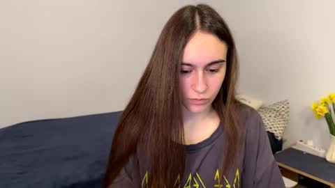 Snapshot of alicekollt chatting on 27, 4, 2026 alicekollt online show from 27, 4, 2026