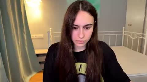 alicekollt online show from 12, 6, 2026