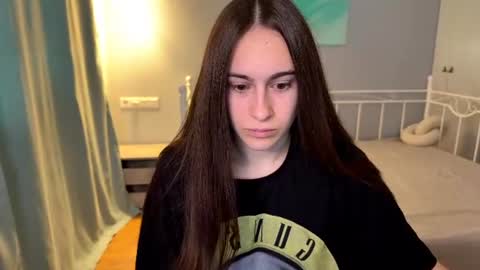 alicekollt online show from 25, 6, 2026