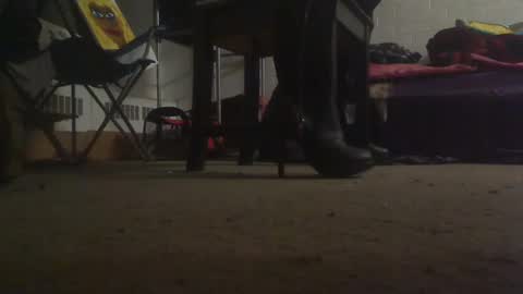 Snapshot of aliceleemcgee chatting on 1, 1, 2025 aliceleemcgee online show from 1, 1, 2025