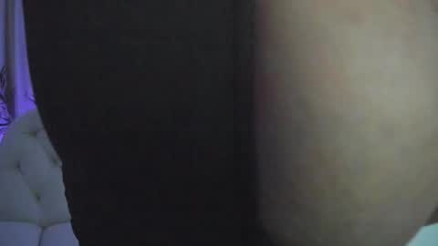 Snapshot of alicelevine chatting on 16, 10, 2025 AliceLevine online show from 16, 10, 2025