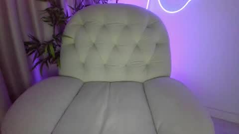 AliceLevine online show from 13, 3, 2026