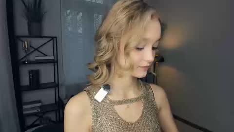 Snapshot of alicemelison chatting on 6, 1, 2026 Serena online show from 6, 1, 2026