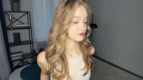 Snapshot of alicemelison chatting on 7, 1, 2026 Serena online show from 7, 1, 2026