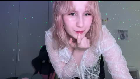 Snapshot of alicemeowk chatting on 21, 9, 2025 alicemeowk online show from 21, 9, 2025